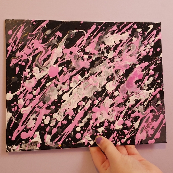 💕2X HOST PICK💕 Acrylic on Canvas Board perfect for girl's room!! - Picture 3 of 5